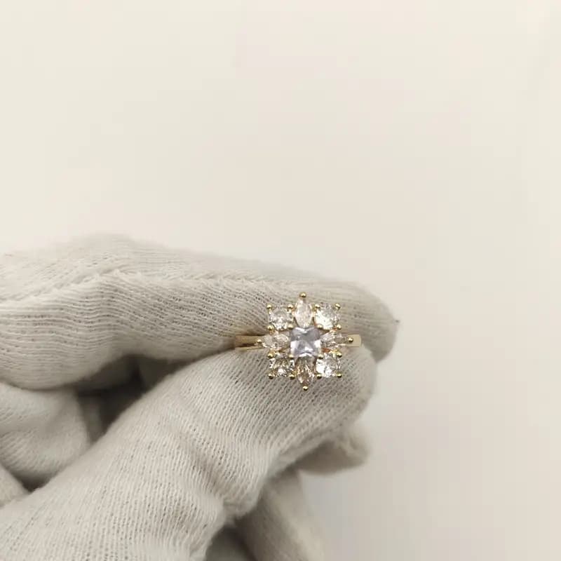 Zircon Fashion Ring